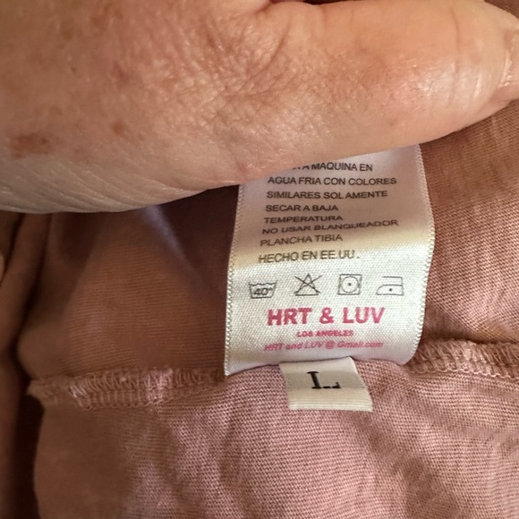 Graphic T-shirt - Picture 4 of 5